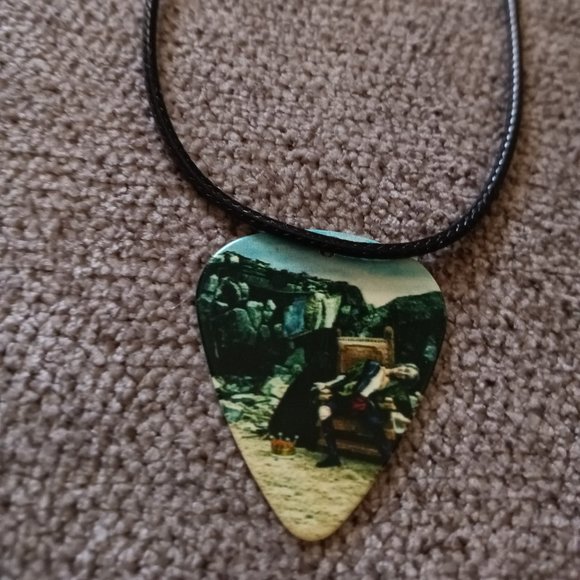 RUSH FAREWELL TO KINGS GUITAR PICK NECKLACE - Picture 1 of 1